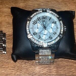 GUESS Mens Silver Tone Multi-function Stainless Crystals